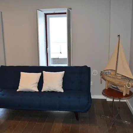 Over The Sea Apartman