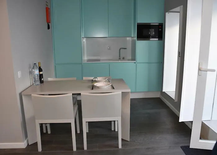 Over The Sea Сесимбра